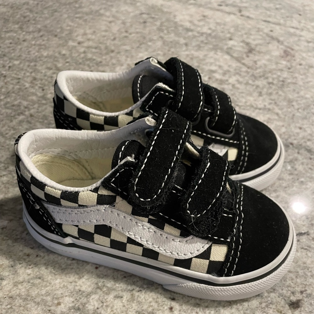Vans Checkered Baby Shoes Size 4
